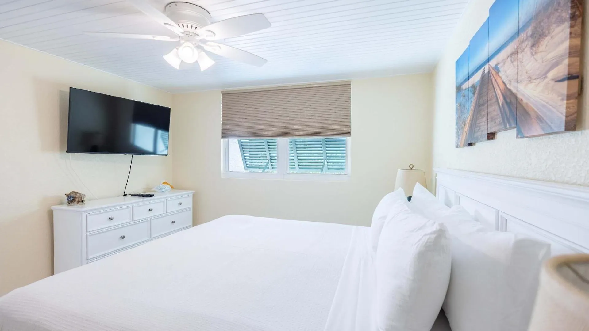 The Exuma Cay -Pool View & Parking Villa Key West Holiday home